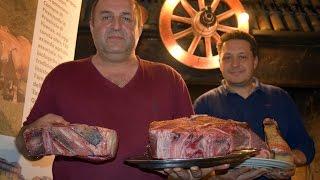 This is how the best Florentine steak in Italy is chosen and cooked