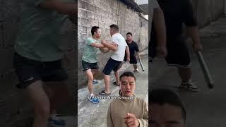 My friend was bullied by two bullies. #kungfuskills #martialarts #fighting #selfdefensetechniques