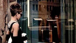 Moon  River - Breakfast at Tiffanys - Desayuno con Diamantes