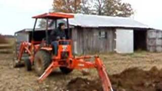 Mini backhoe Kubota Digging