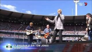 Ed Sheeran and Tom Jones Duet live at 2014 AFL Grand Final 27 sep.