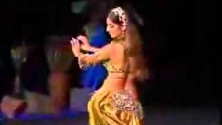 Arab Girl - Belly Dance.flv