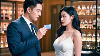 Cô Gái Bị Chồng Ném Tiền Vào Mặt Bắt Quỳ Xuống Xin Lỗi Con Tiểu Tam Liền Đổ Rượu Lên Đầu Nó