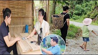 The girl decided to leave after being pressured by her husband's ex-girlfriend.