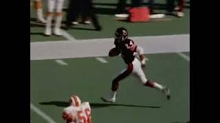 Jeff Fisher scores the only touchdown of his career in 1981 with the Bears