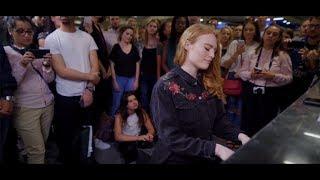 Freya Ridings - Lost Without You (Live at Tottenham Court Road Underground Station)