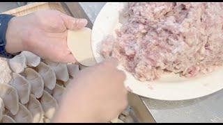 How to Make Lotus root, Chinese water chestnut, Fresh pork Dumplings in Production process