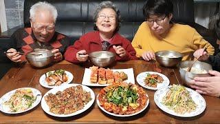 Happy New Year 2025 (Dumpling Soup, Pork Belly, Jellyfish Cold Salad, Kimchi Dumplings....) Recipes