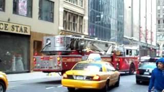 FDNY - 21 Truck Responding to 10-75 Box 0738 With MASSIVE Airhorn - 11/30/10