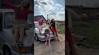 Пусть «Подкова» звучит в каждом дворе этим летом #белоезлато #деревня #подкова