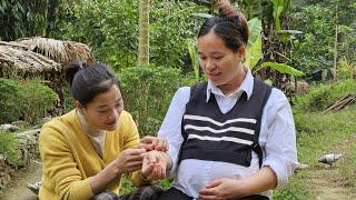 7 Days Countdown: Maya & I Went To Harvest Radishes To Sell At The Market.