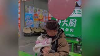 被姥爷宠上天的猫~汤圆