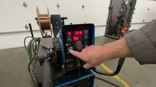 Miller Axcess Auto 300 Mig welding Power Source and Axcess 40v Feeder