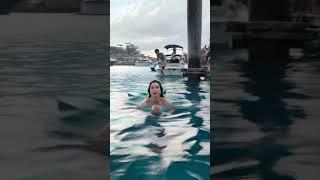 Long hair is floating, the mermaid is a lively poem of the ocean