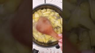 Pineapple Perfection: Homemade Fresh Syrup Recipe!