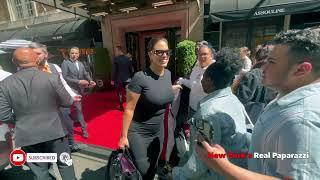 Ashley Graham takes selfies with fans in NYC