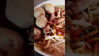 BAKSO MAS DEDI, KHAS DENGAN MIE PIPIH DAN MANGKUK YANG LEBAR #kuliner #bakso #baksomasdedi