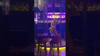 Khao piyo aish karo mitro