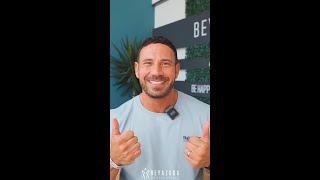 Aaron came to Beyaz Ada Clinic looking for a brighter, more confident smile