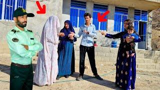 Hojjat's marriage to his second wife: Fatima worries about her daughter Zohra.