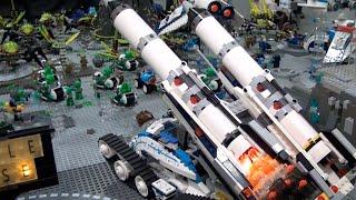 LEGO Galaxy Squad alien battle - Brickworld Indy 2015