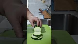 #asmr ##satisfayingsounds #satisfying #shortsvideo #shorts #cuttingskills #cutting #vegetables
