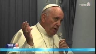 Papa Francesco sul crocifisso con falce e martello donato dal Presidente Evo Morales