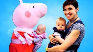 La scuola di mamma. Una giornata con Peppa Pig e Nenuco. Video e giochi con bambini piccoli