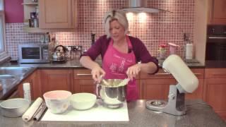 How to make a butter sponge cake - Cake Craft World Video 1