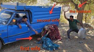 Operator and help: the brutal attack of the second wife of Iblis out of jealousy of the first wife