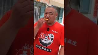  Chinese Man Tries #Pizza  for the FIRST Time