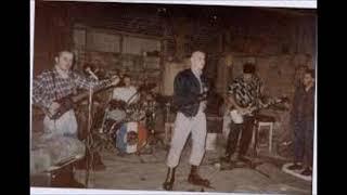 B84 - Troupes Skinheads