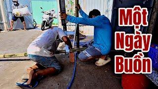Căn Chòi Lá Em Nô Nè Đã Được Gắn Đèn và Một Ngày Không Được Mấy Tốt Đẹp