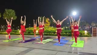 Tết này con sẽ về . Yoga flow