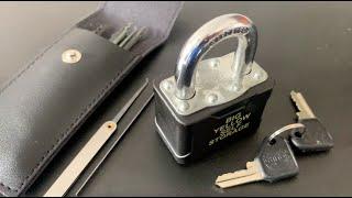 [2] Amateur Lock-picker Has a Go at a Squire Big Yellow Storage Padlock (LockPickingLawyer parody)