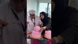Students making their own tier cake #hkrshorts #hkrbakingacademy #hkrtrainings #whippedcreamcake