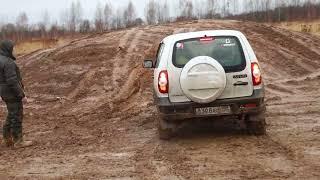 Chevrolet Niva VS ИЖ Ода 4х4