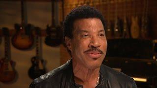 How Lionel Richie dealt with the stress of music industry