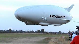 Dirigible considerado la mayor aeronave en el mundo voló por primera vez en Londres