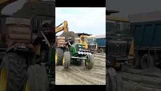 fully loaded tractor John Deere  stutas short video