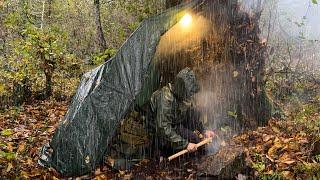 SOLO CAMPING in the RAIN | Shelter in a tent | A unique experience in the cold autumn