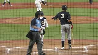 【巨人ドラ３！豪快なスイングと高いユーティリティー性が魅力の内野手】　2024年ドラフト候補　荒巻　悠（上武大学）