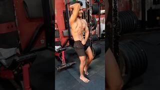 CAN YOU DO A BETTER BODYBUILDING POSE ? -#gympose #Bodybuilding#atlas #motivation #shortvideo #yt