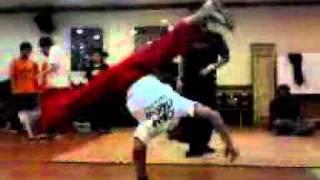 Bboy KILL (GAMBLER'Z/CAY CREW) one-hand standing practice 2006