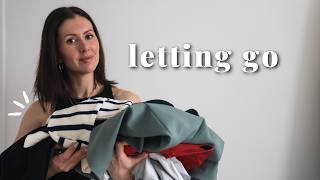 decluttering & organizing my closet for spring | spring closet edit