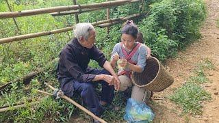 Single mother, 17 years old, helped the old man find his family member, Ly Tieu Anh