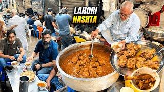 MOST HYGIENIC MUTTON PAYA LAHORI NASHTA  | KETTU BUTT PAYE | SIRI PAYE | GOAT HEAD & TROTTERS STEW