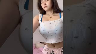 Tik tok kienzy goyangan paling bohay #shorts #viral #bergoyang #yutube short #kienzy #kienzy mylen