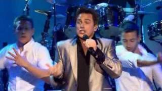 JohnBarrowman-Don't stop me now-LIVE