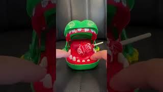 CROCODILE DENTIST EAT CANDY #asmrvideo#asmrsounds#asmr#shorts